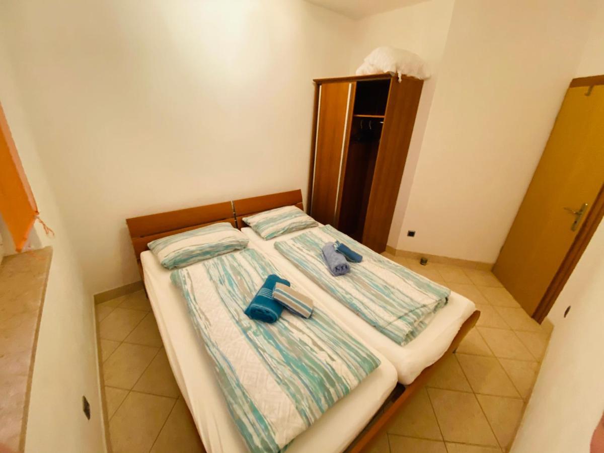 Apartmani-Joe Podglavica エクステリア 写真