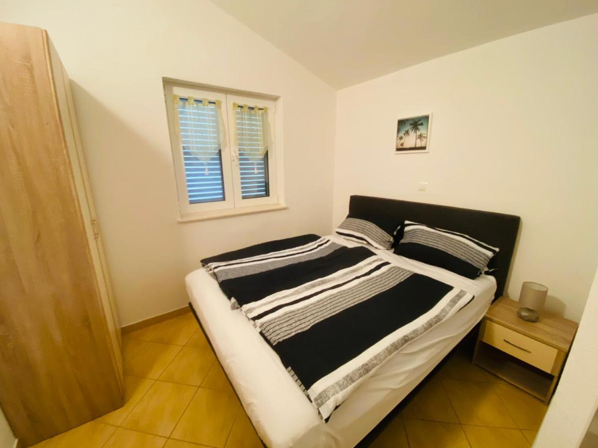 Apartmani-Joe Podglavica エクステリア 写真